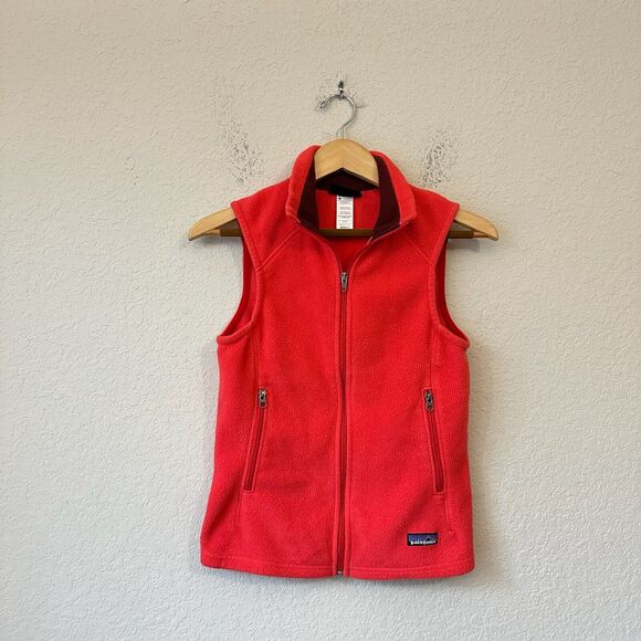 PATAGONIA SYNCHILLA W's Full-Zip Fleece Vest in Tomato (Pink) #25165 - Picture 1 of 9